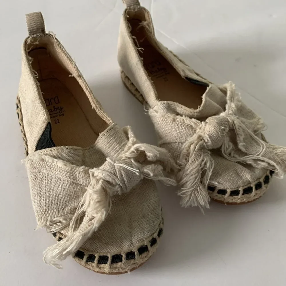 Zara Kids Cream/Tan Frayed Bow Espadrilles